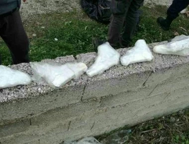 Έθαβε ηρωίνη στην αυλή του σπιτιού του στην Κάλυμνο